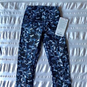 Lululemon wunder under crop HR *F size 2